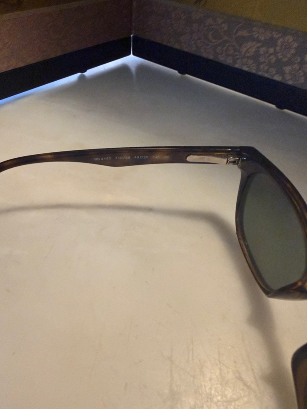 Ray-Ban Black tortoise Frame Sunglasses with Dark Green Lenses. - Picture 4 of 4
